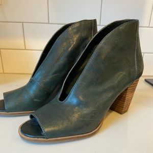Lucky brand bootie